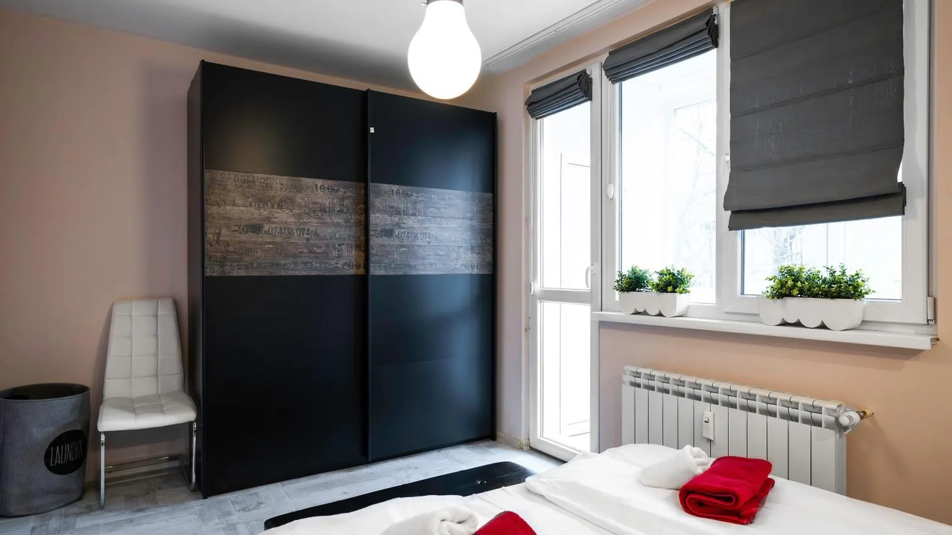 Bright & Central 1Bd Flat - Dedicated Work Space By Flat Mаnager 소피아 불가리아